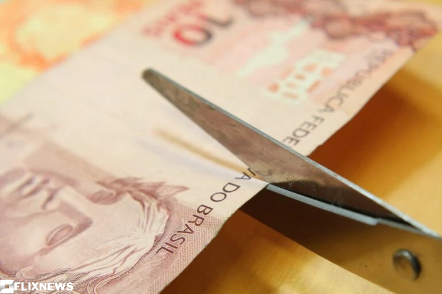 Real desvaloriza mais que o peso argentino ante o dólar